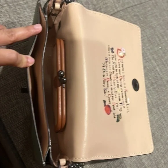 Coach Snow White Purse&Walket - Picture 6 of 16